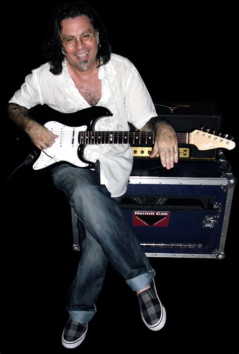 ray hermes gitarist|Ray Gomez .